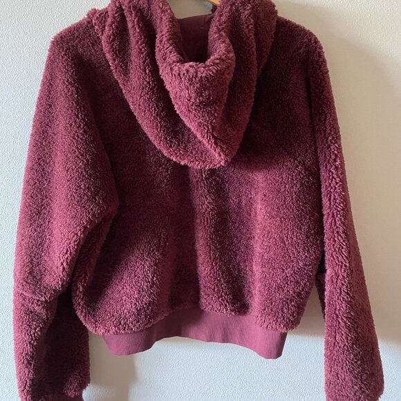 Lululemon Textured Fleece Half-Zip - Picture 4 of 4